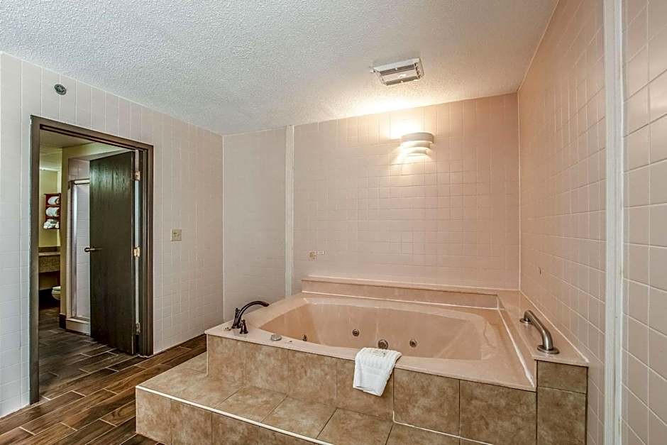 Country Inn & Suites By Radisson, Muskegon, MI