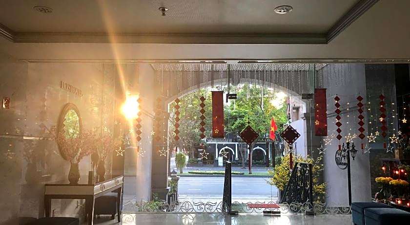 Iris Hotel Saigon