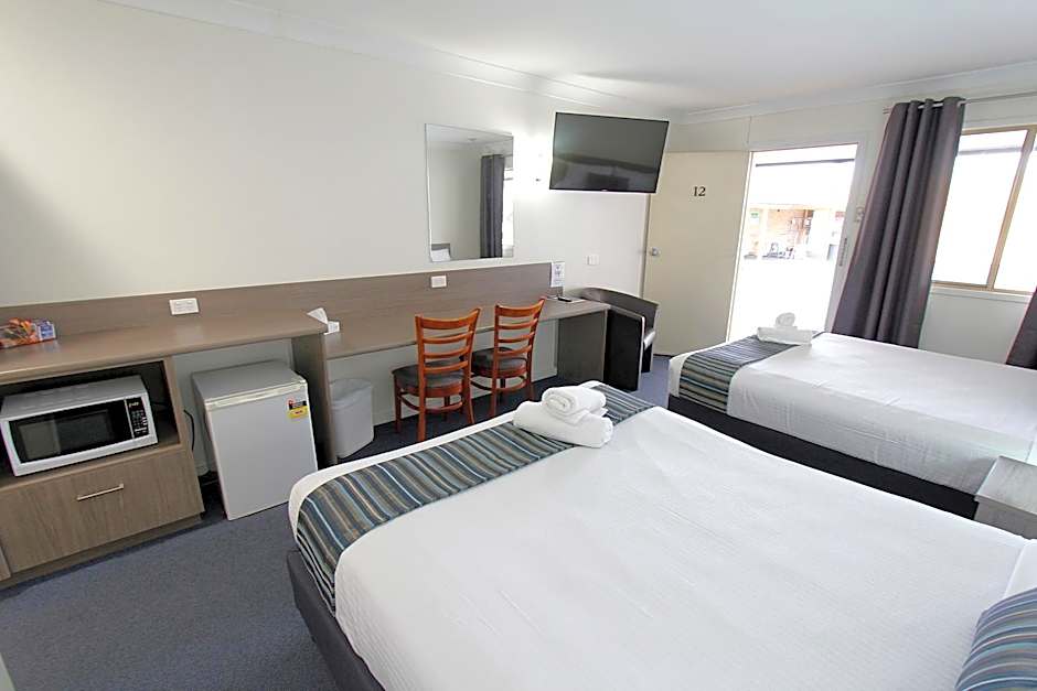 Sugar Country Motor Inn