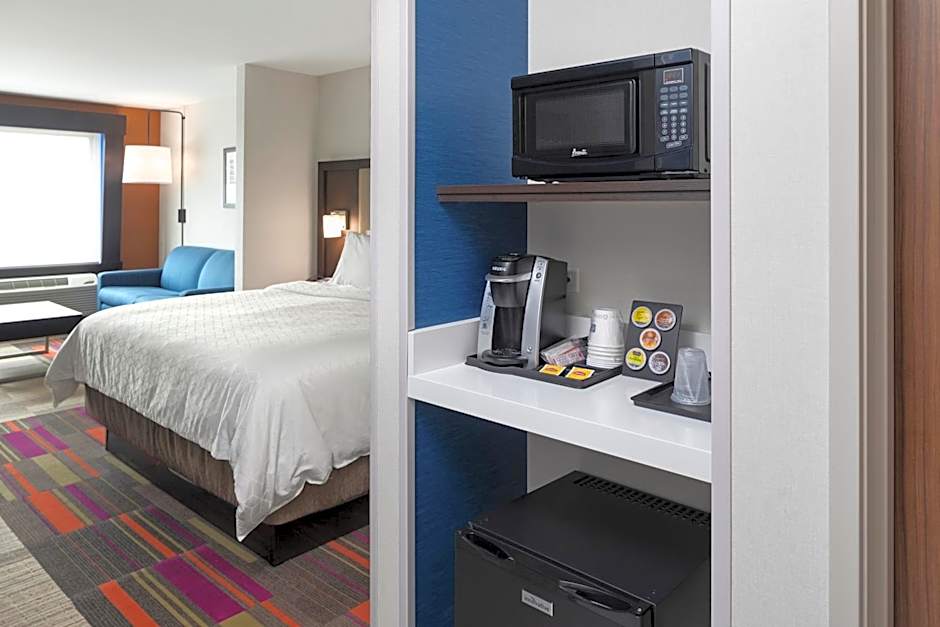 Holiday Inn Express And Suites Bourbonnais East - Bradley By IHG