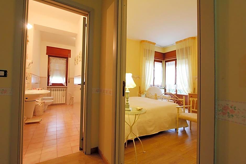 Villa Carol Appartamento e B&B