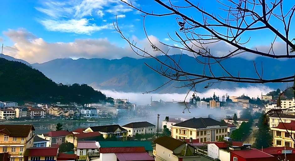 Sapa Village Hotel