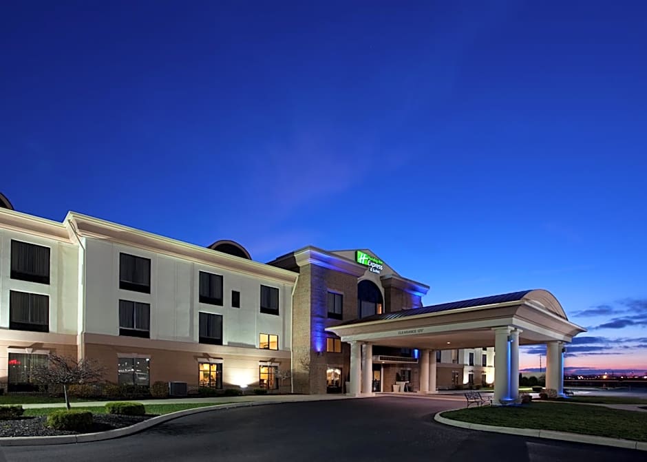 Holiday Inn Express & Suites Bowling Green by IHG