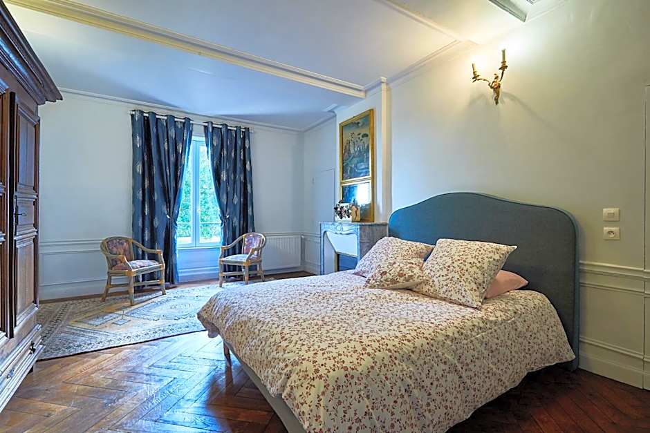 Chateau des Monts