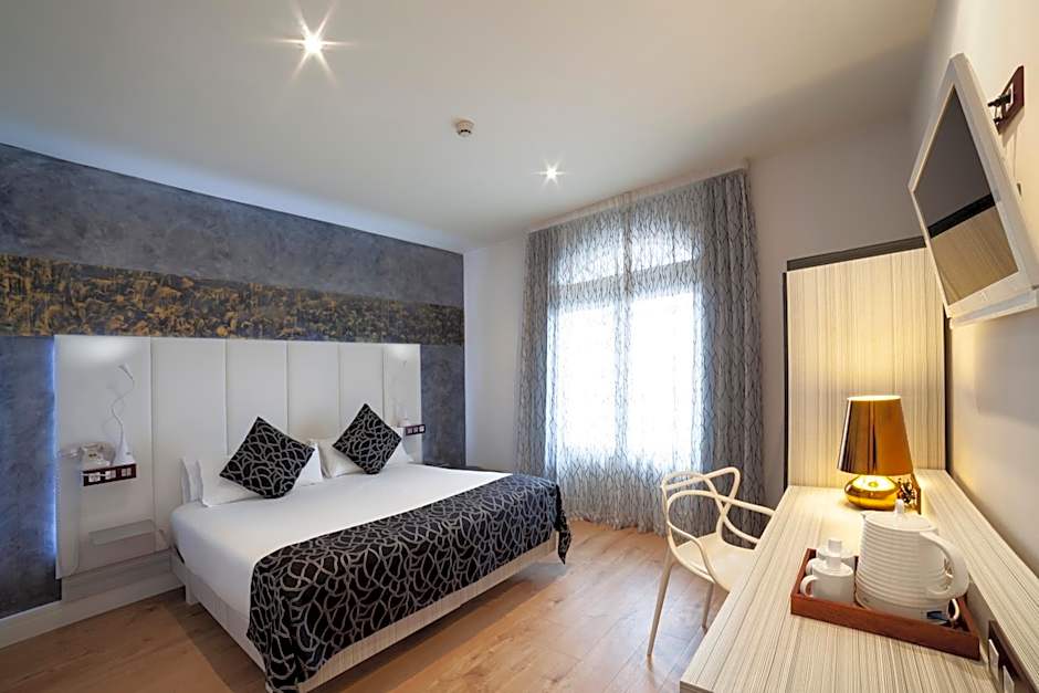 Petit Palace Savoy Alfonso XII