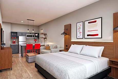 King Studio Suite - Pet Friendly/Non Smoking