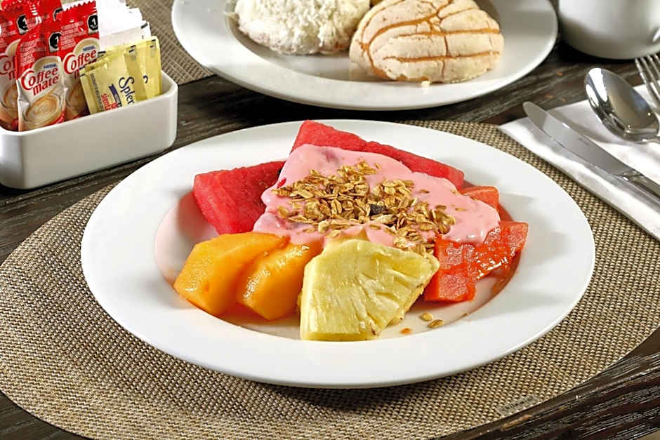 Holiday Inn Express & Suites Monterrey Valle By IHG