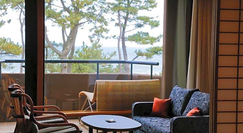 Awaji Hamarikyu - Sumoto Onsen