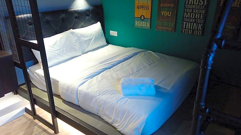 OYO 90899 Tube Hotel Melaka