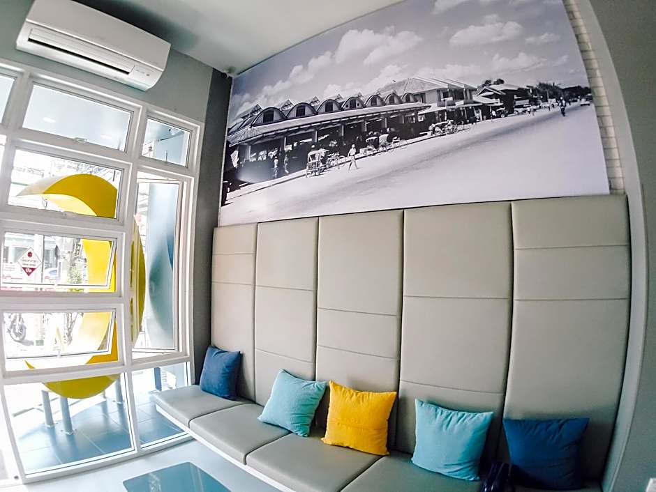 The Moon Hostel Huahin