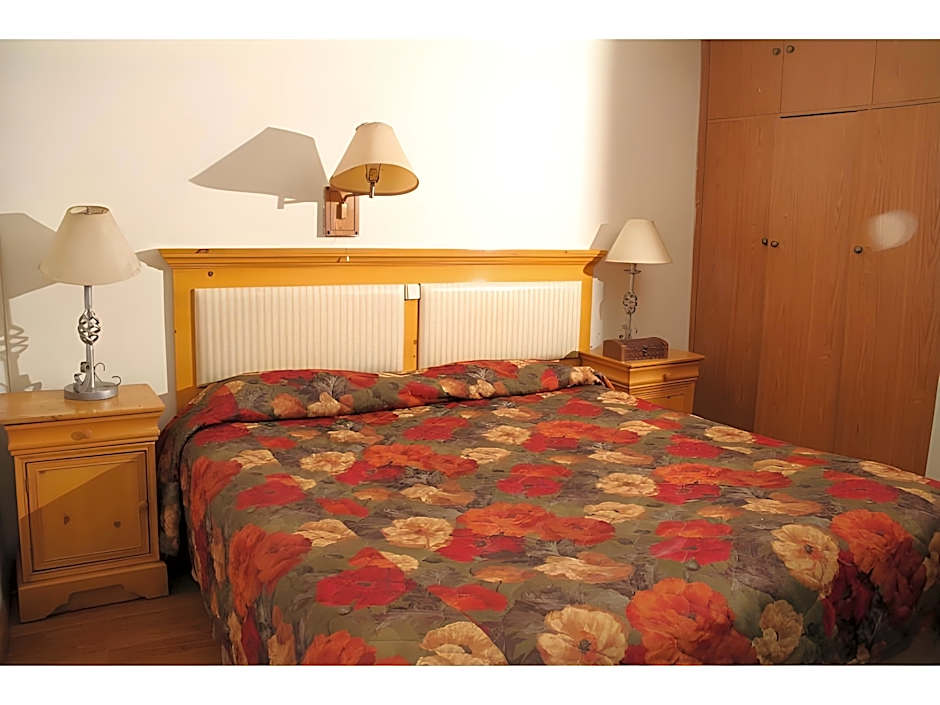 Emmad Furnished Hotel