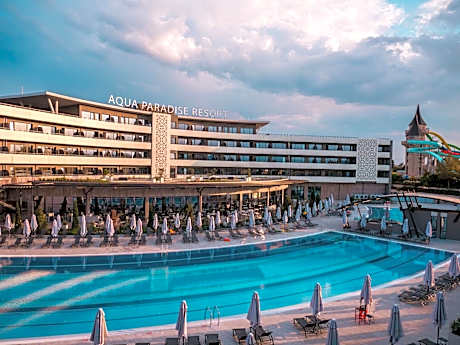 Aqua Paradise Resort & Aqua Park