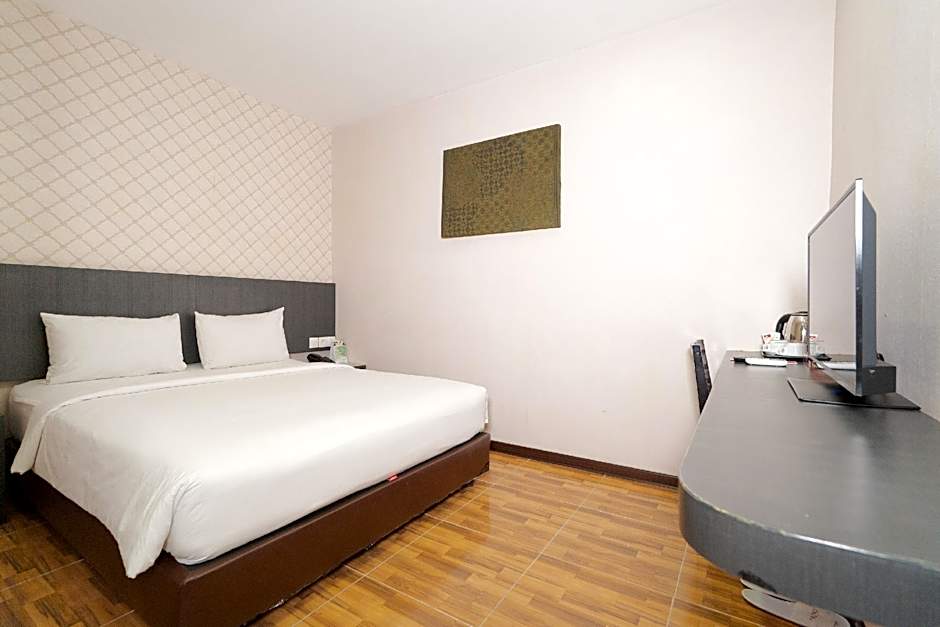 CREW EXPRESS Hotel