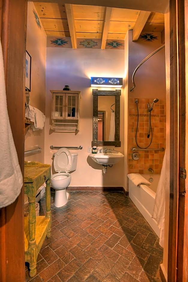 Inn at Vanessie