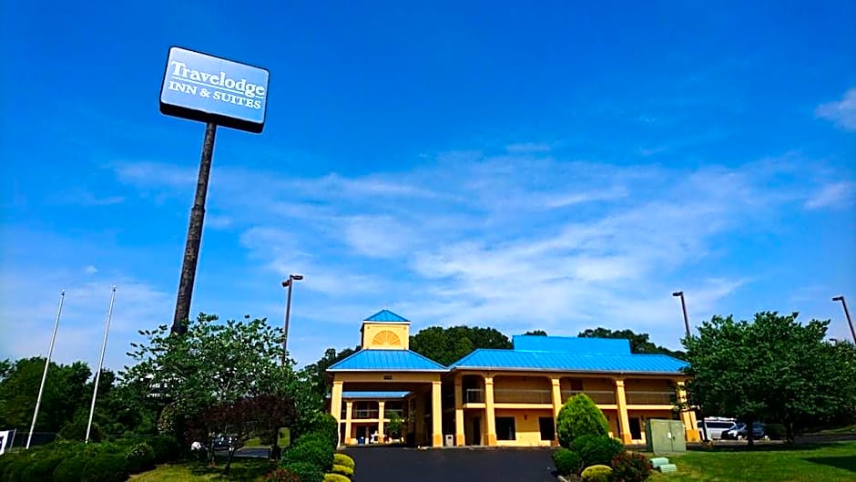 Quality Inn East
