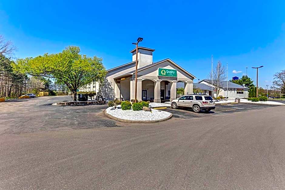 Quality Inn Austintown-Youngstown West