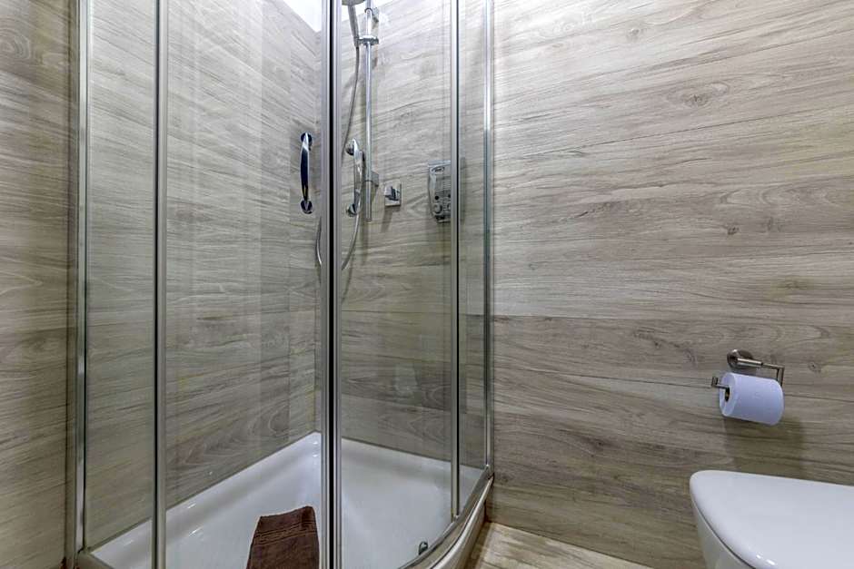 CHEZROMYK the Kosher B&B