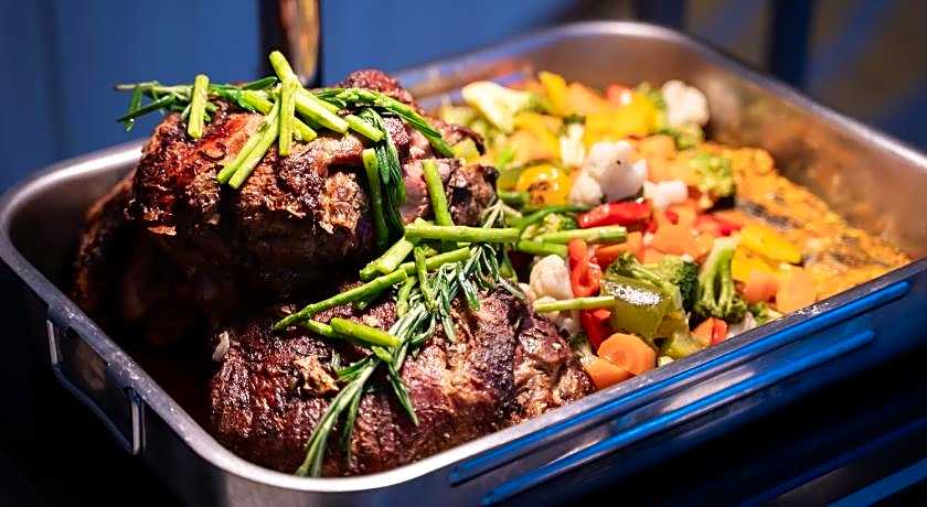 Courtyard by Marriott Setia Alam