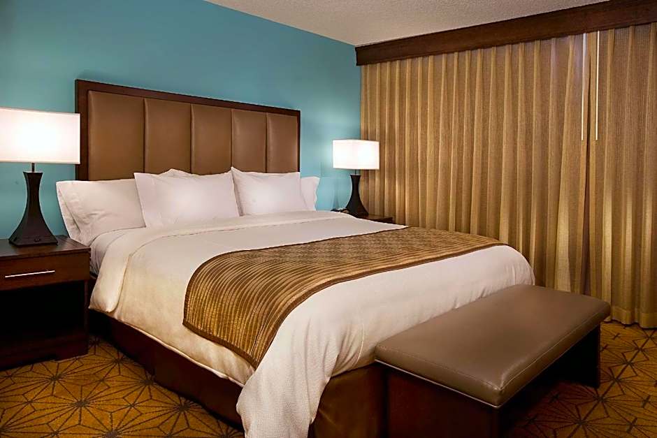 Embassy Suites By Hilton Hotel Kansas City-International Airport