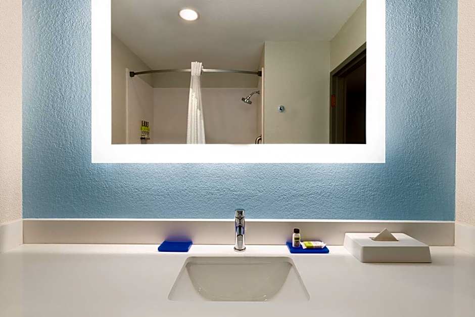 Holiday Inn Express Hotel & Suites Lavonia By IHG