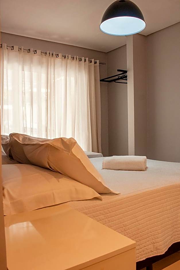 Casa Ampla - Climatizada - Piscina-Aerea gourmet para ate 20 pessoas