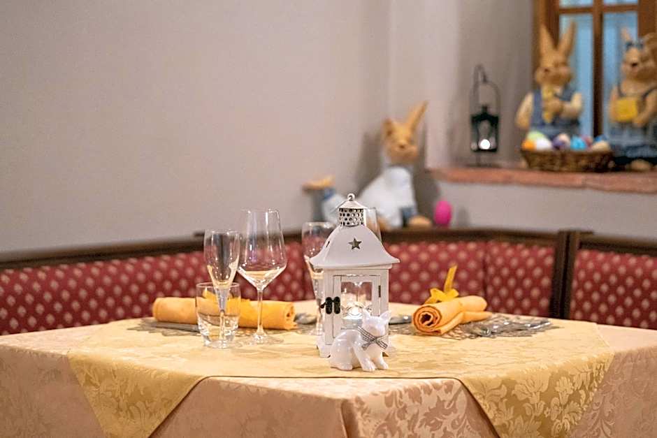 Borgo dei Poeti Romantik Hotel