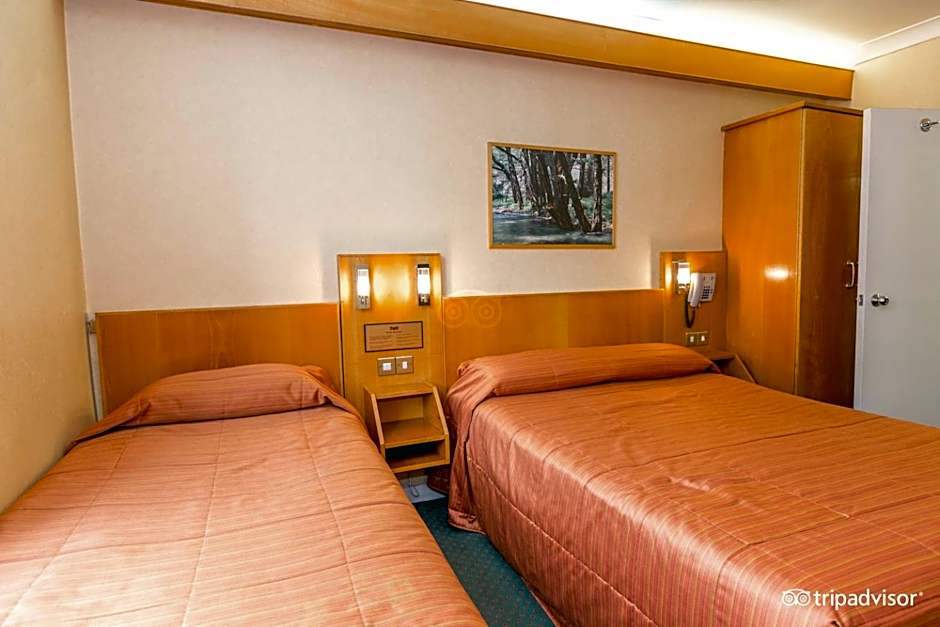 Photo 1 of 7 of Triple Room