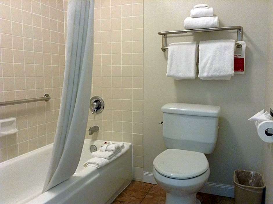 Ramada by Wyndham Oceanside