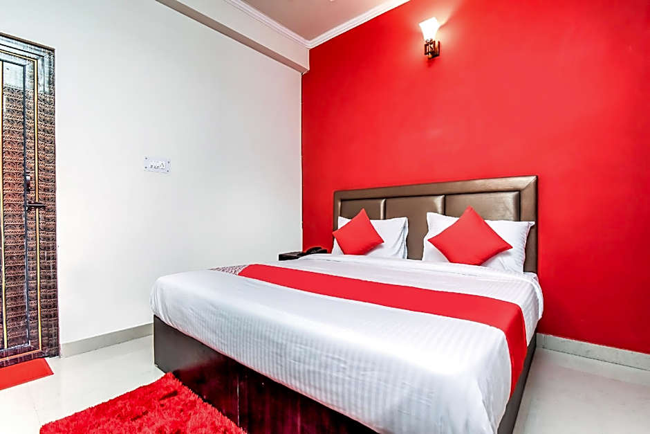 Apple Pie By OYO Rooms – Noida, DC