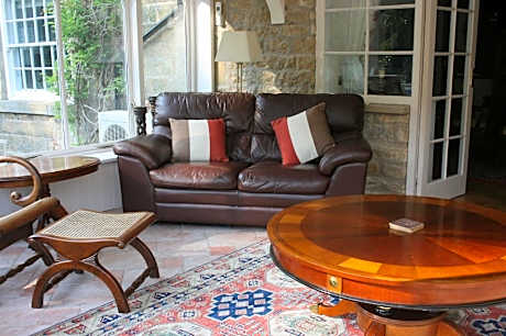 King Room with Garden View