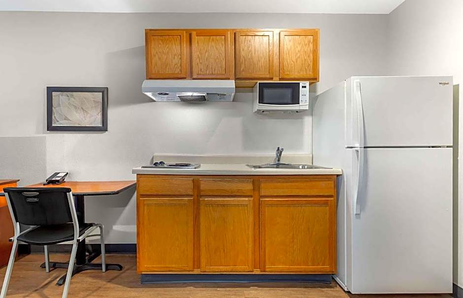 Extended Stay America Select Suites - Fort Myers