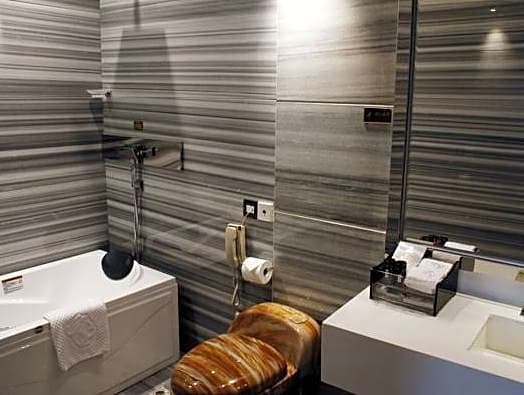 Shenzhen Baoan Luxe Manor