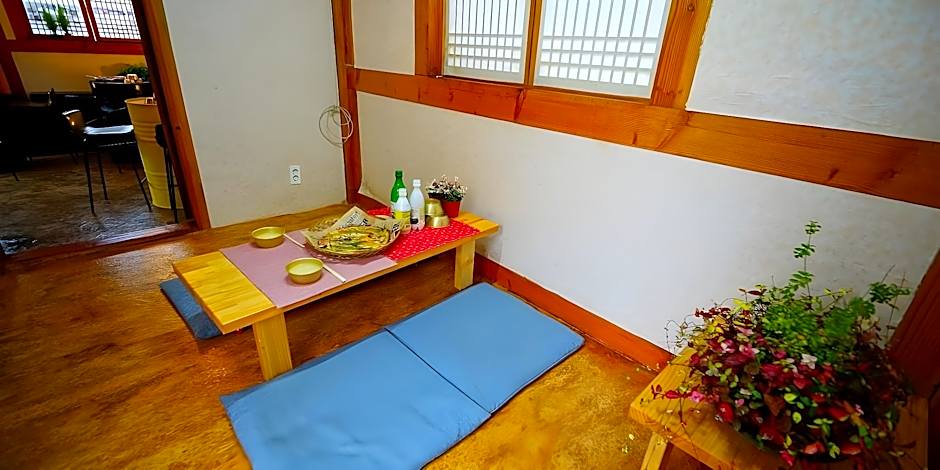 Jeonju Geunsunae Chogajip Pension