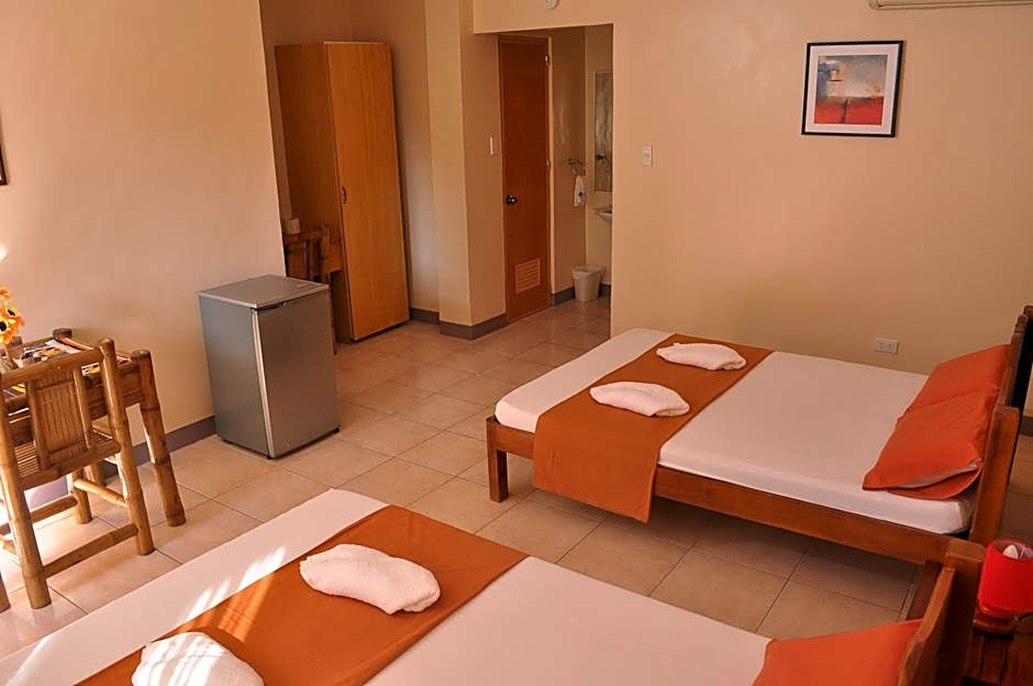 Photo 1 of 14 of Deluxe 2 Beds