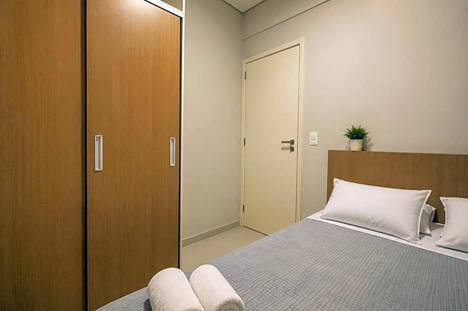 Comfortable 3 Bedrooms: Side Sea View