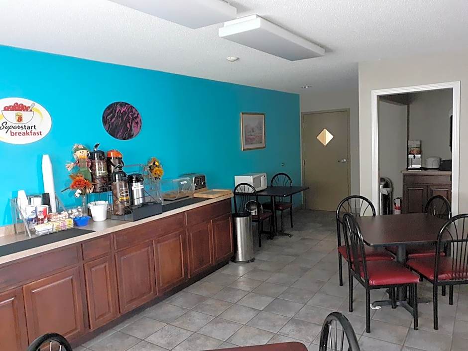 Super 8 by Wyndham Niagara Falls