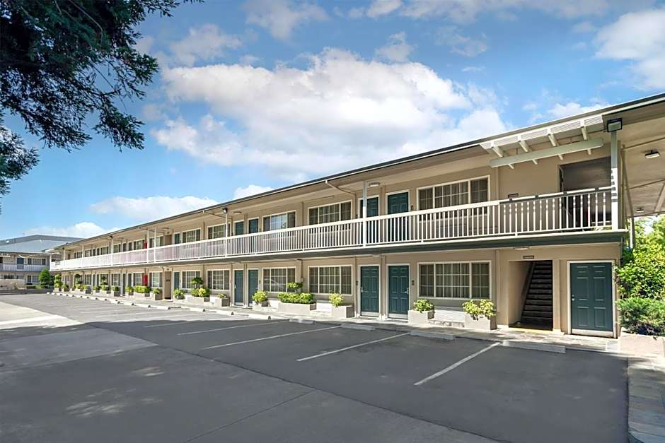 Best Western Town House Lodge