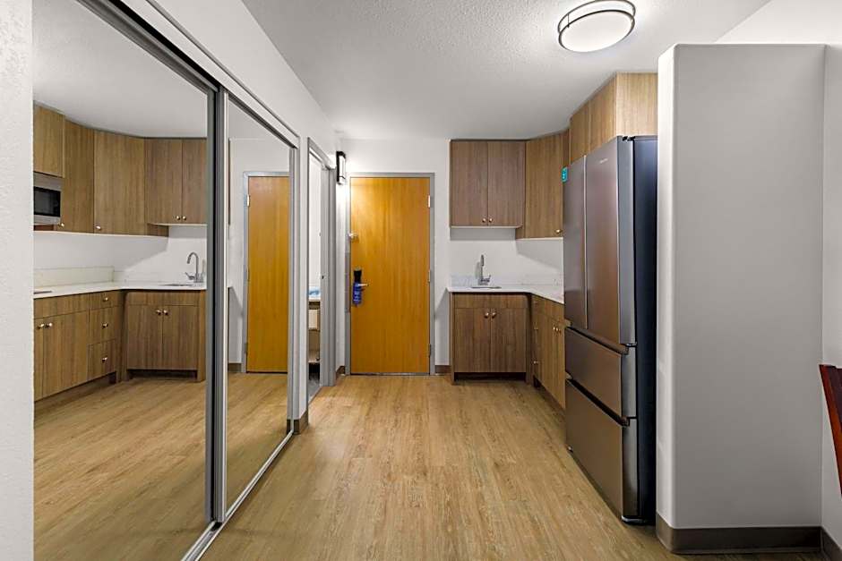 SureStay Plus by Best Western Brooks