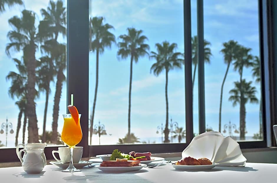 Sun Hall Hotel