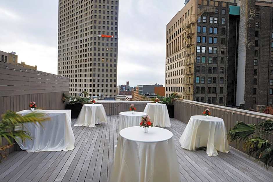 Hotel Metro, Autograph Collection