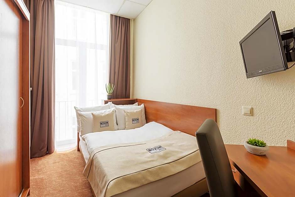 Hotel Engelbertz - Yggotel Pirol