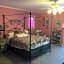 Elaine's Hollywood Bed & Breakfast