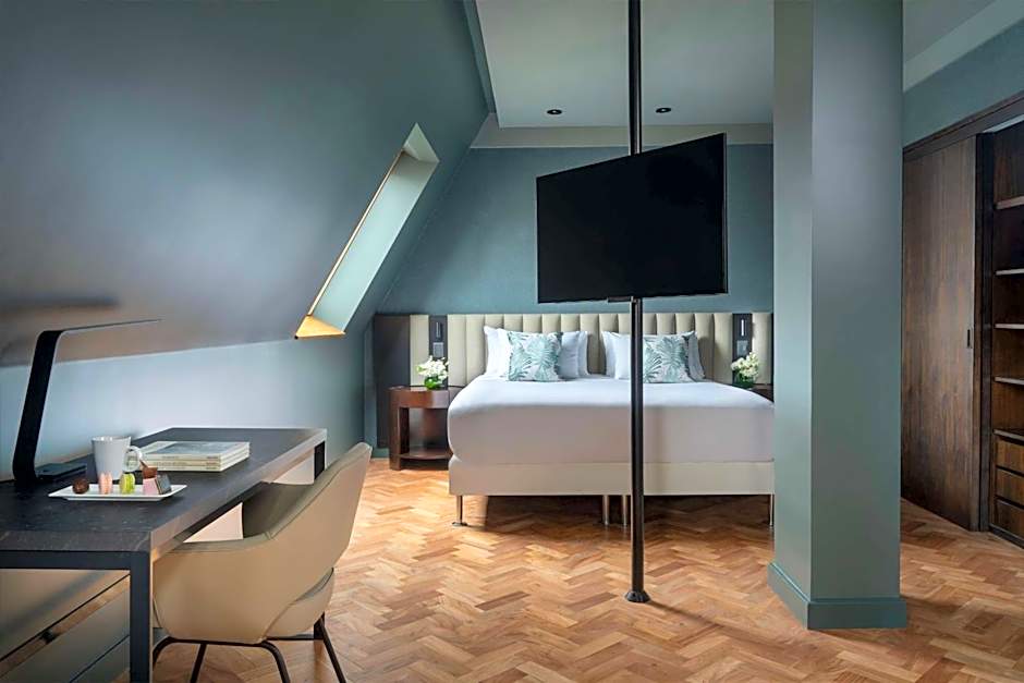 Photo 1 of 5 of Junior Suite, Balcony