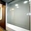 R & B Hotel Kamata Higashiguchi - Vacation STAY 38814v