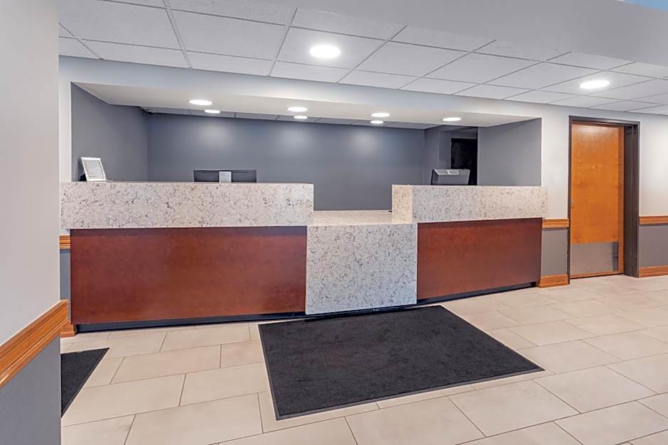 Baymont by Wyndham Brooklyn Center
