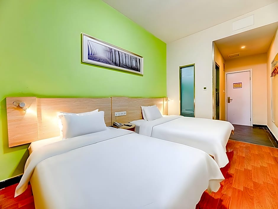 7 Days Inn Tangshan Guigu Digital Market