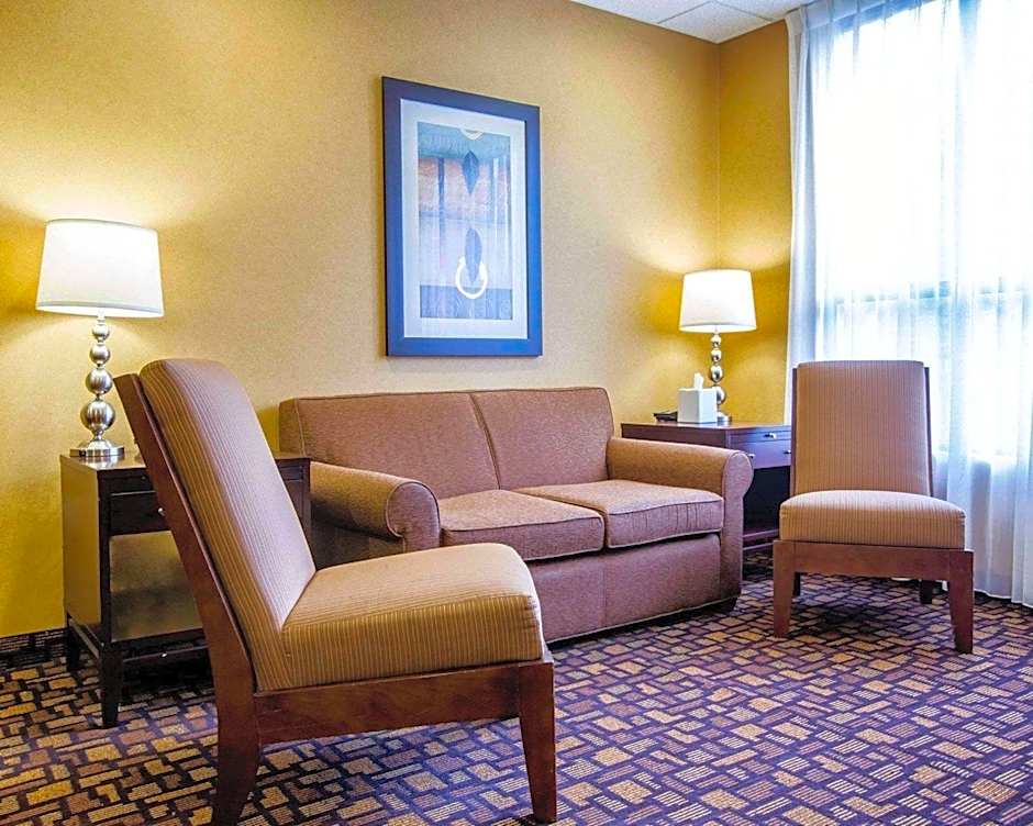 Comfort Inn and Suites adj to Akwesasne Mohawk Casino