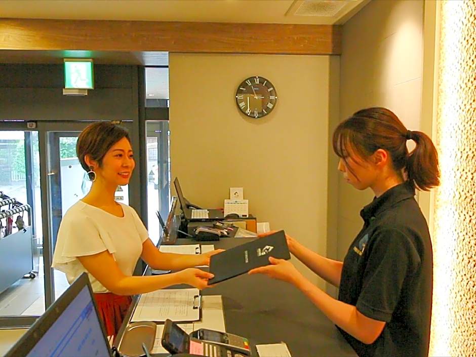 Leo Yu Capsule Hotel Nishi Funabashi