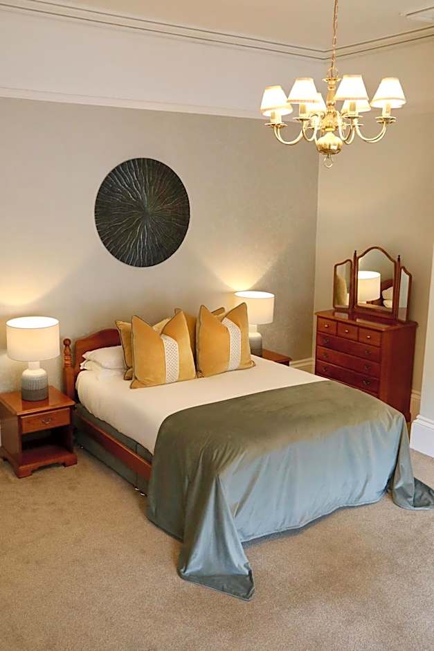 Farington Lodge Hotel