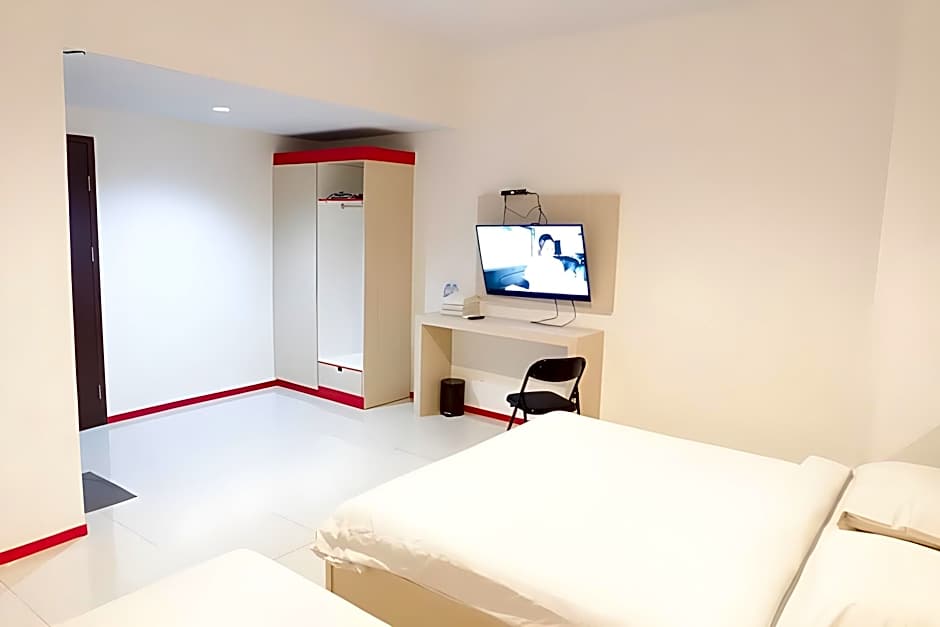 OYO 1633 Hotel Darma Nusantara 3